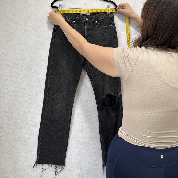 Levis Wedgie Straight Jeans Womens 26 Black High Rise Button Fly Raw Hem Frayed - Picture 2 of 13